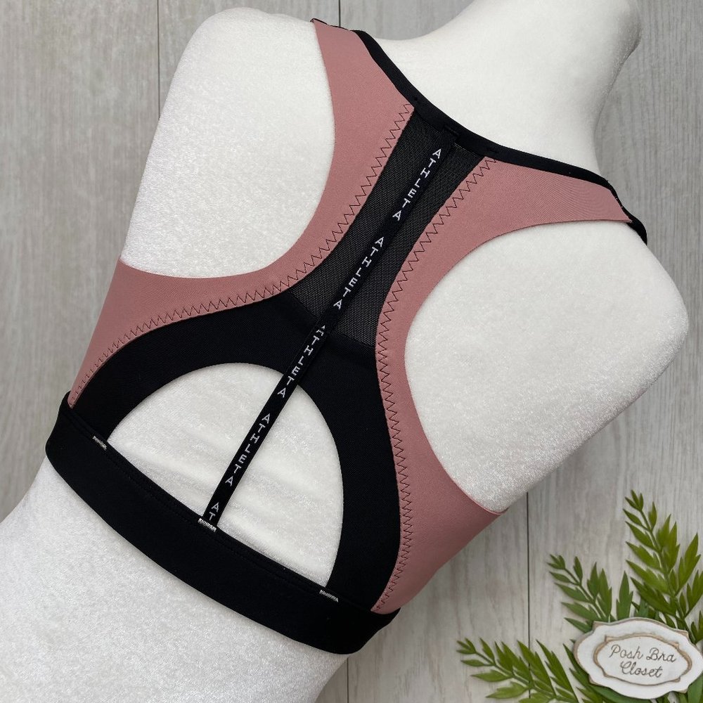 ATHLETA Ultimate Ignite Basic Sports Bra NWT Running Cardio Black Medium M NEW